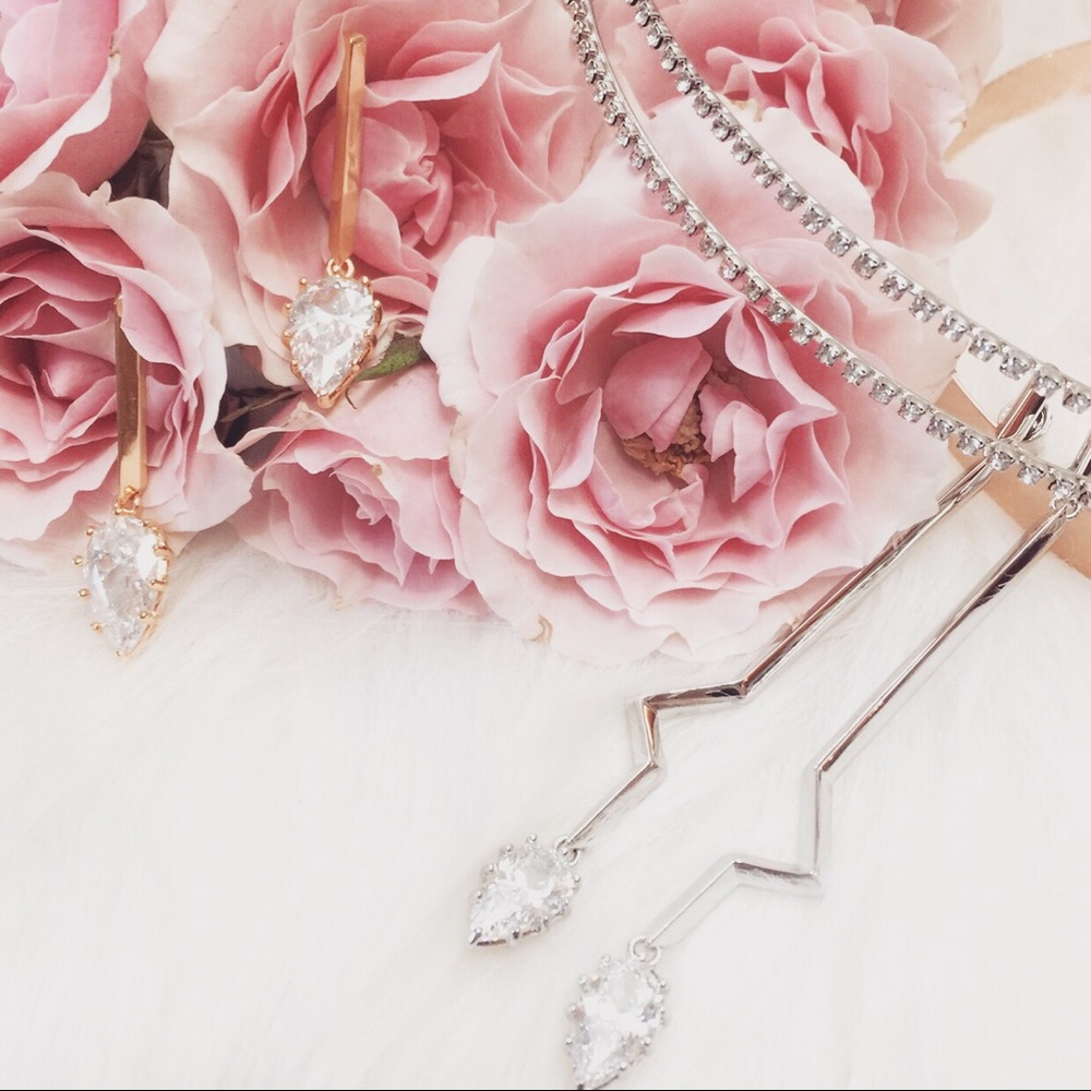 Silver drop crystal earrings